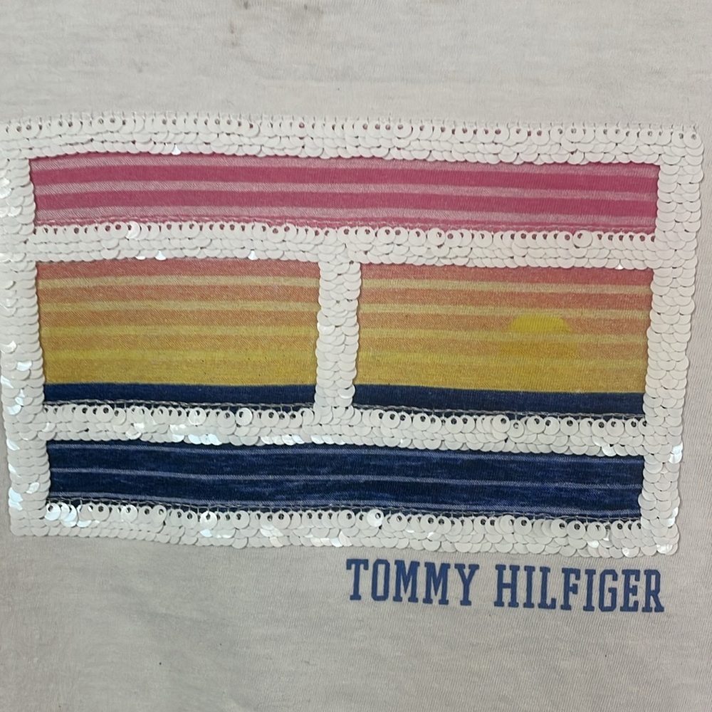 3️⃣ for 1️⃣5️⃣  Tommy Hilfiger - Tee - Picture 2 of 5